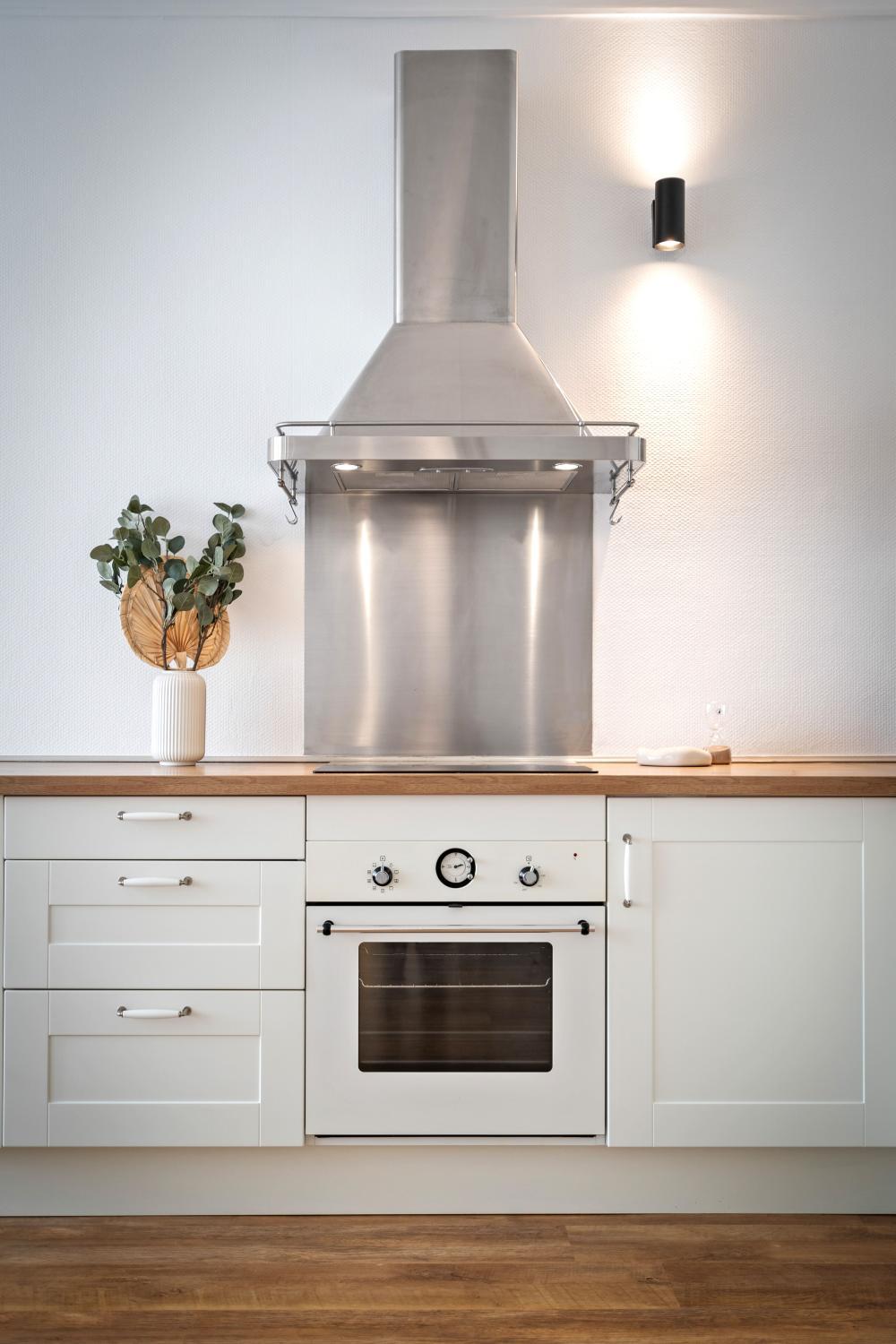 Others, Stylish 2-Bed Apartment in Gare, Near Cafes & Shop, Luxembourg