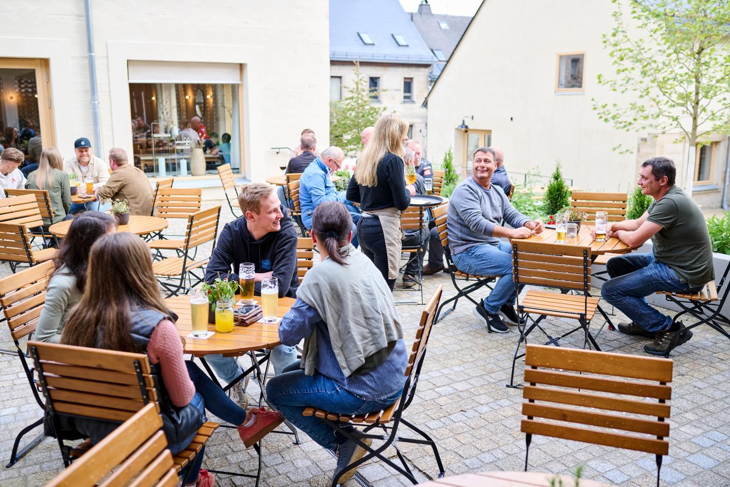 2, Schwarzes Kreuz Gasthaus Pension, Kronach