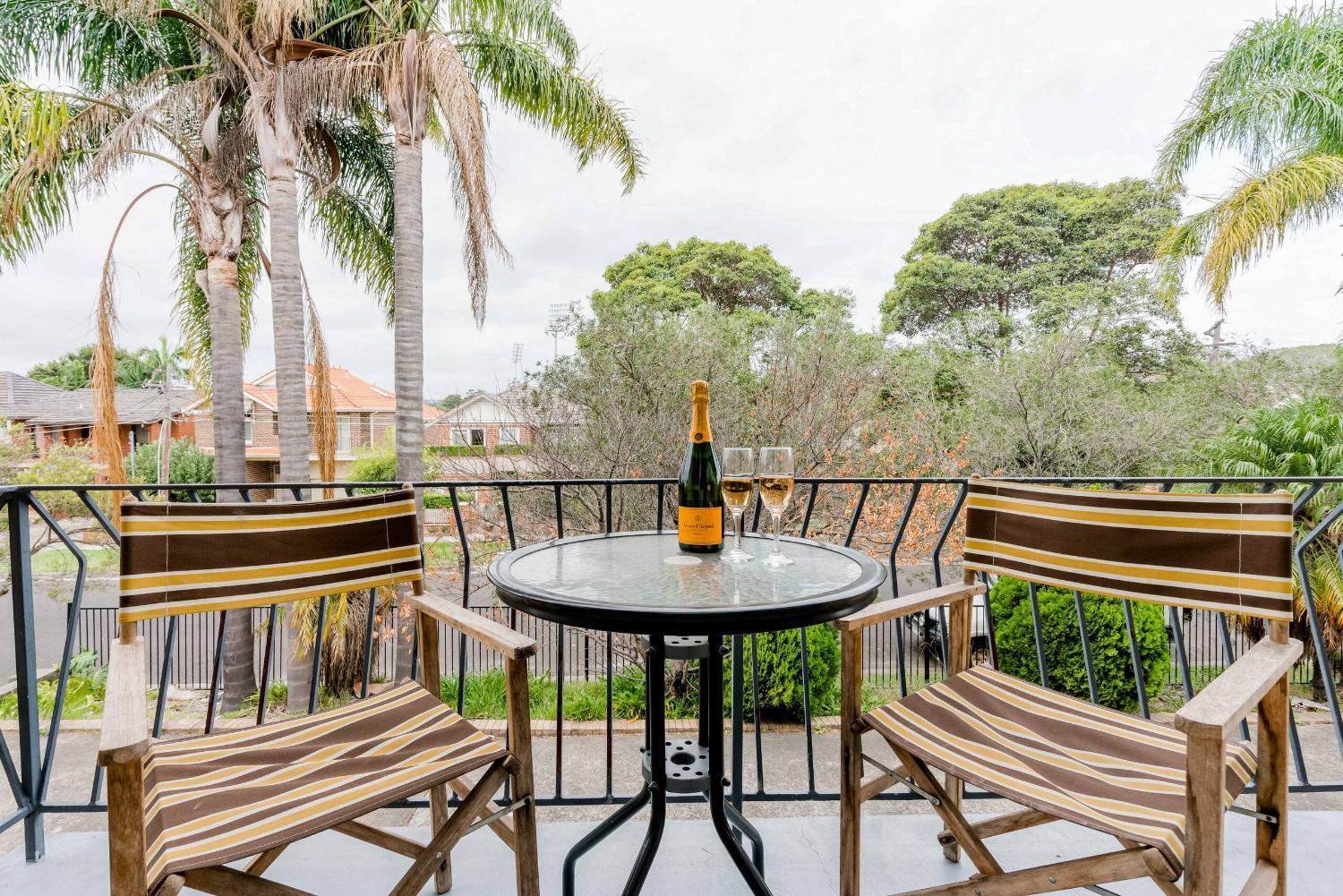 Others 3, Renovated Retro Apartment Near Harbour Front Walks, Sydney