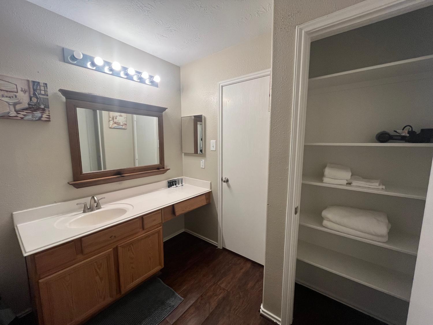 Others 2, Spacious 3 bed/ 2 bathroom House in Conroe, TX, Montgomery