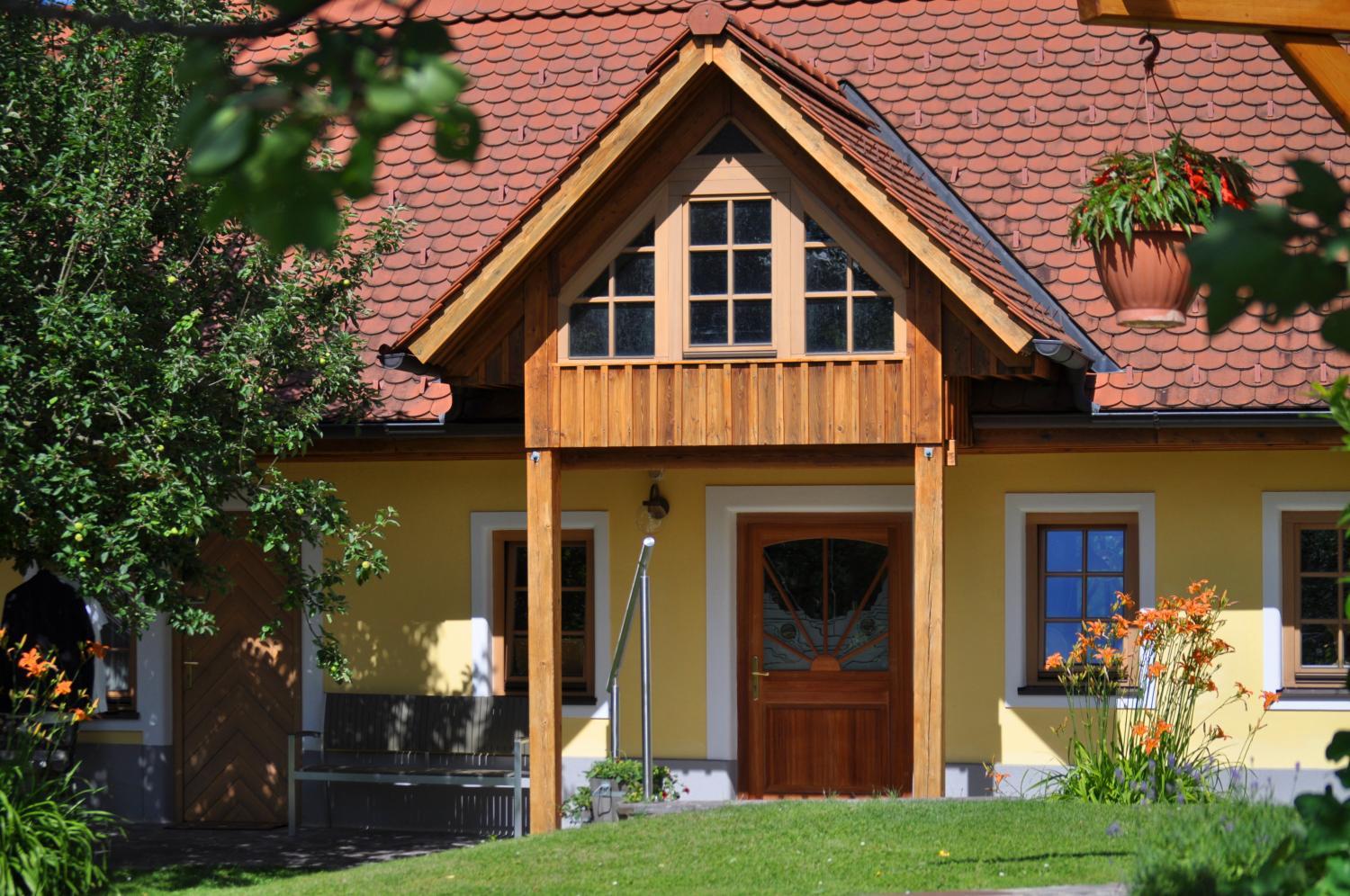 Exterior view 3, Haus Schonegger, Leibnitz