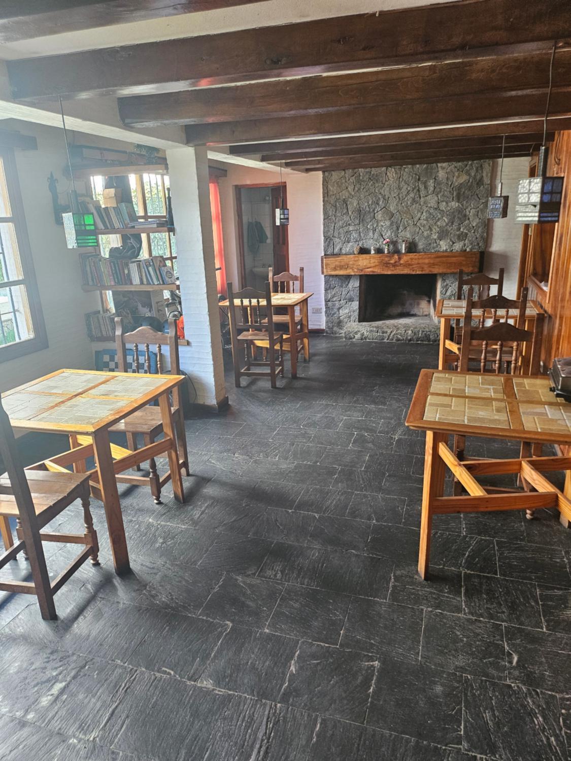 Others 5, Universal Traveller's Hostel, Bariloche