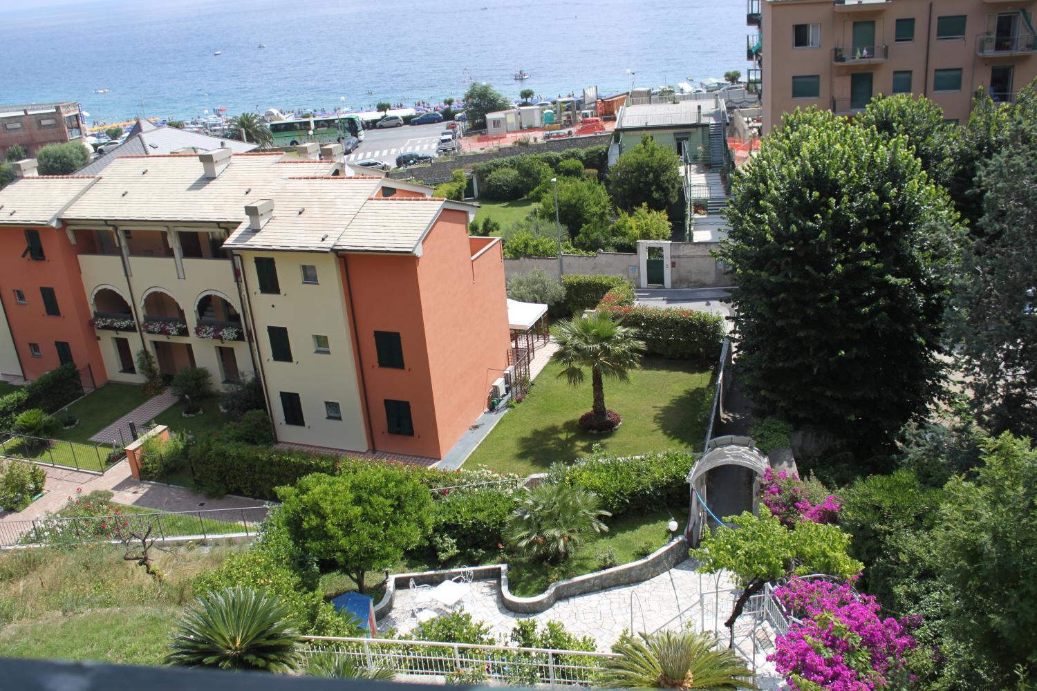 4, Villa Delle Rose, Savona