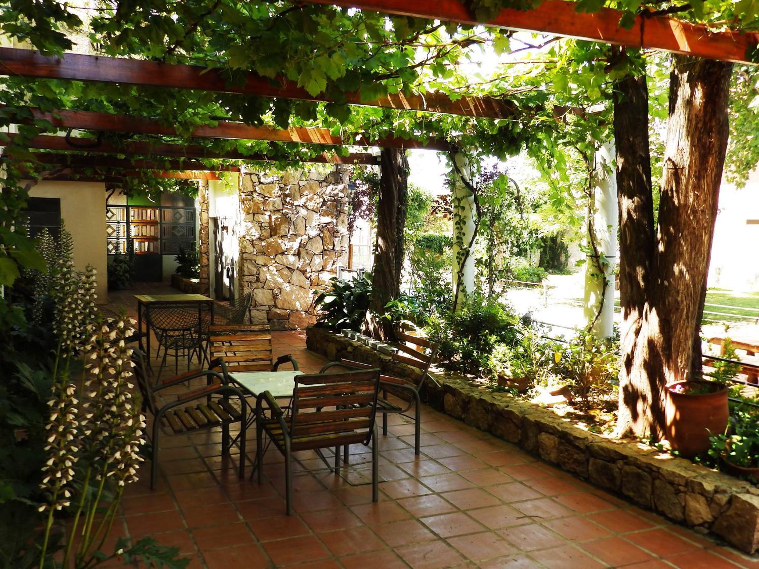 Others 5, Hotel Sierras, San Alberto
