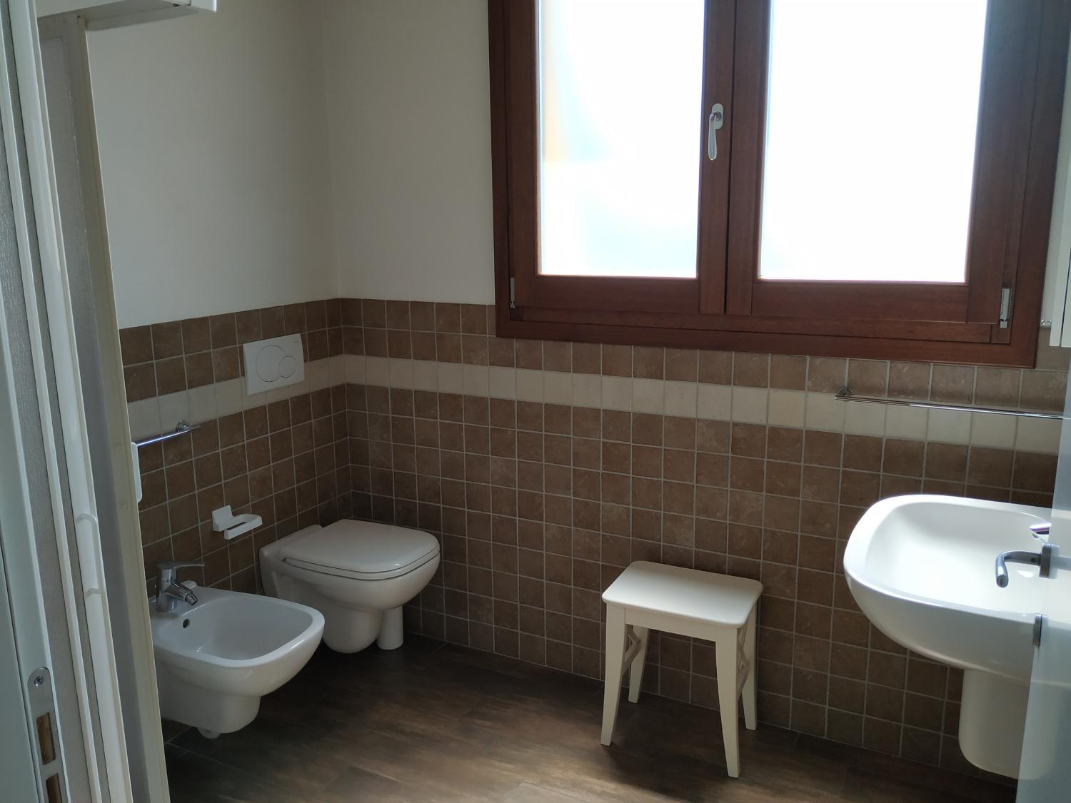 Bathroom 3, La Valle, Rimini