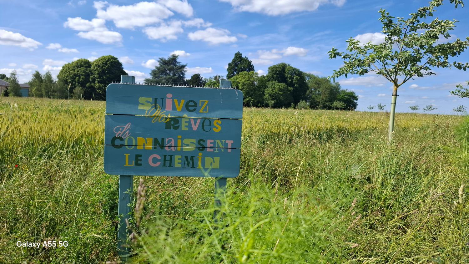Surrounding environment, La Ferme d'Armenon, Essonne