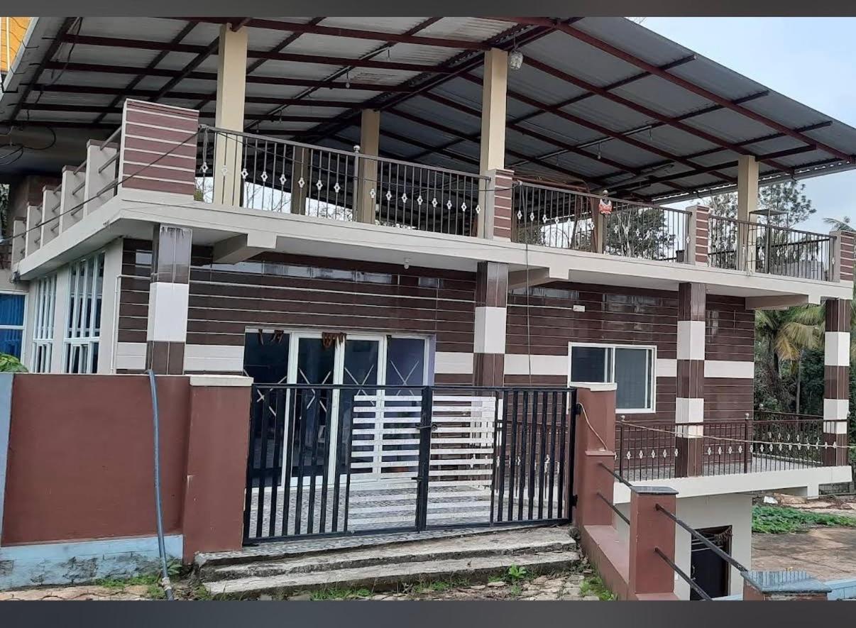 5, River valley home stay, Hassan