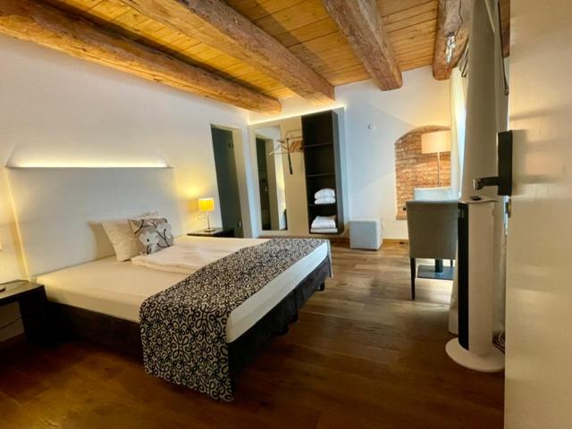 5, Hardthaus Gastezimmer, Mühldorf am Inn