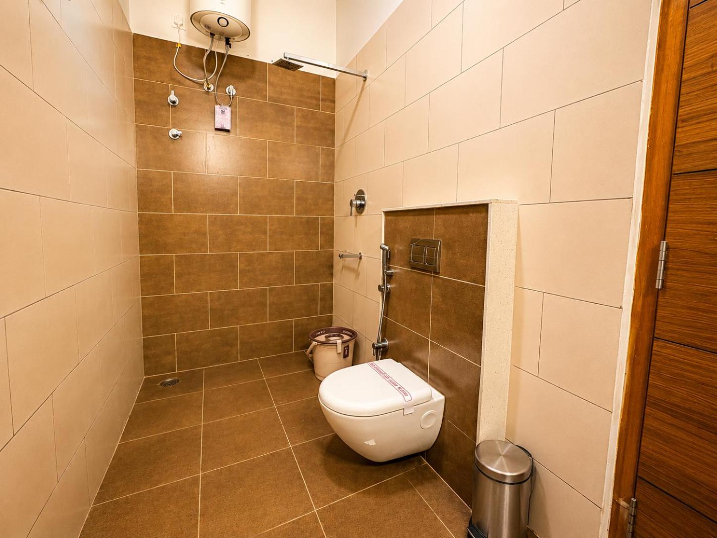 Bathroom 3, Ayush Nature View, Chikmagalur