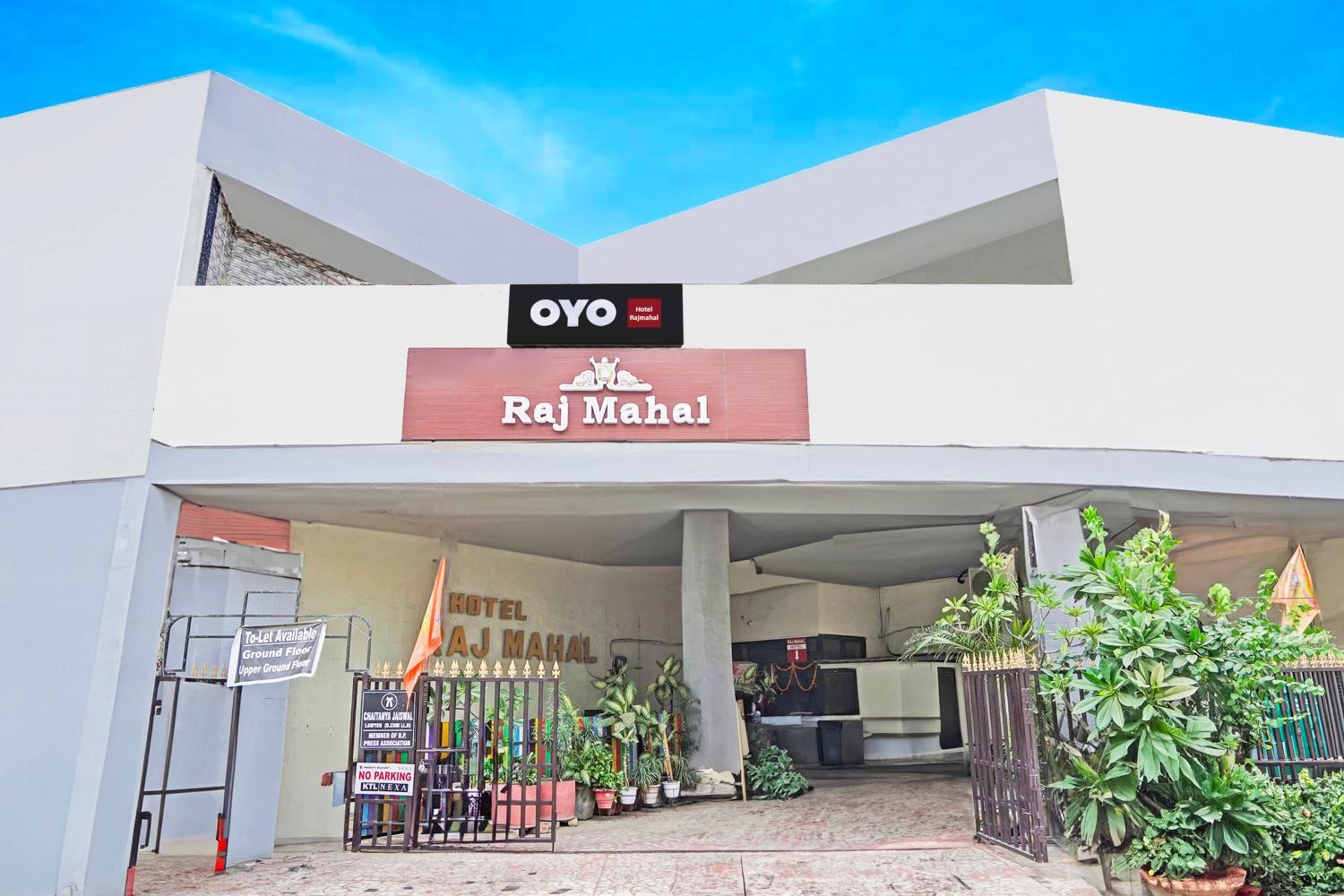 Entrance 2, Hotel O Raj Mahal, Kanpur Nagar