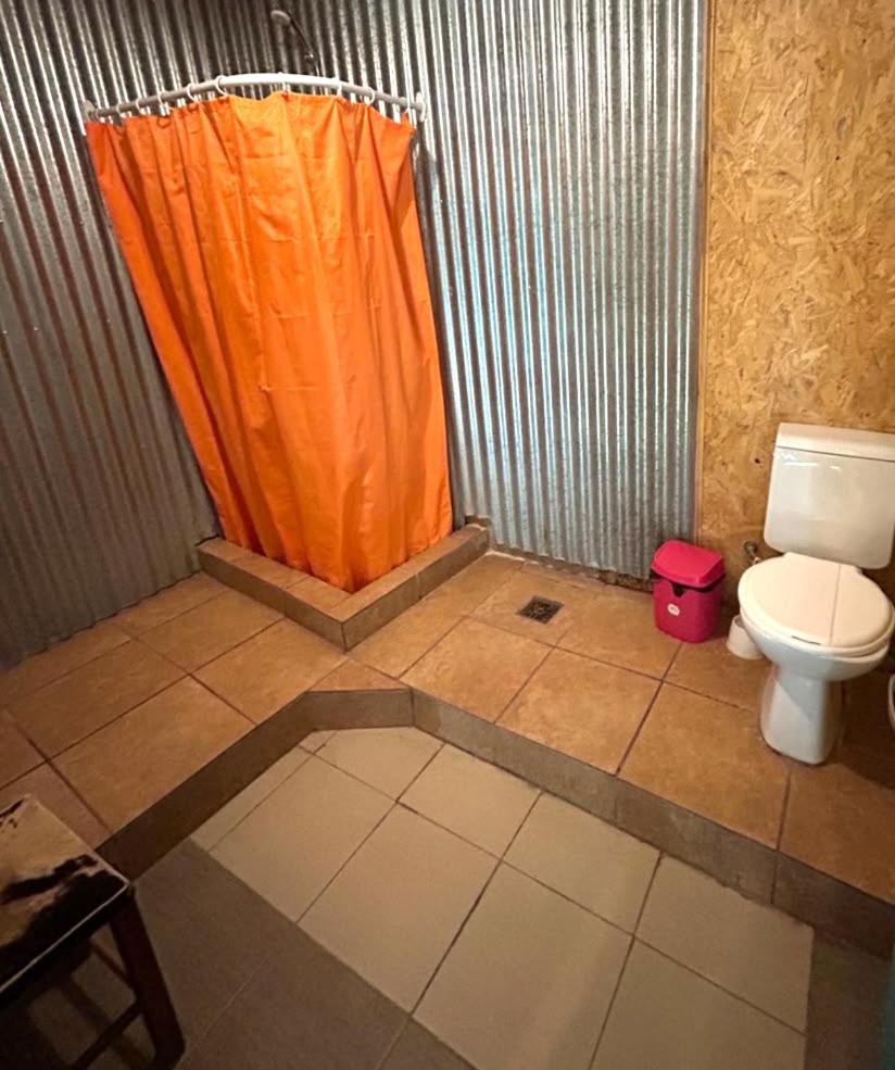 Bathroom 3, Hostal Humahuaca, Humahuaca
