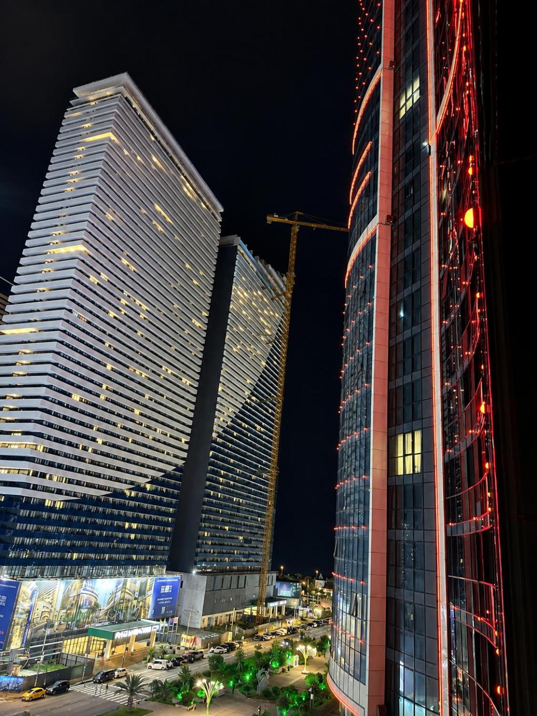 Exterior view 3, Dar Tower Batumi Sea & Park View Studio, Batumi