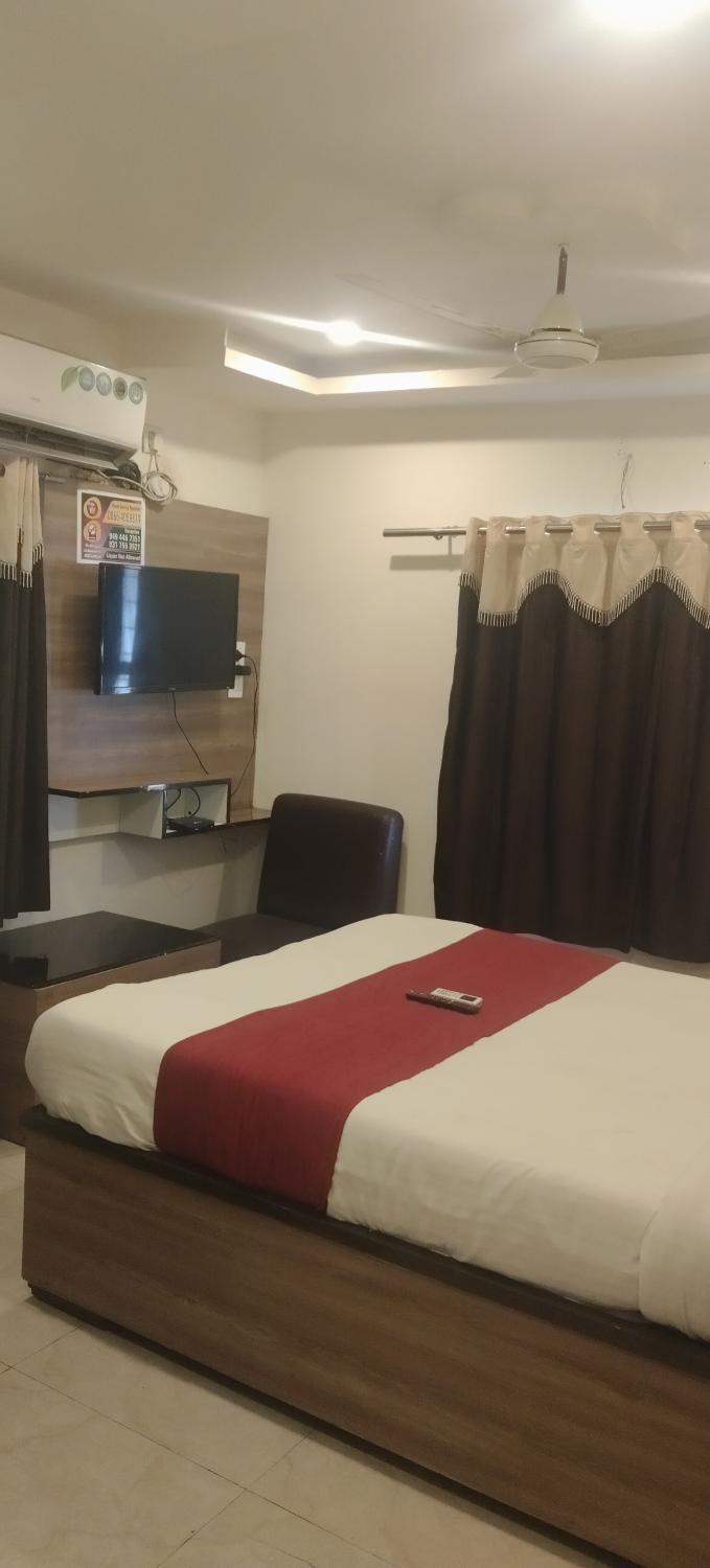 5, HoTEL RAJ VIHAR RESIDENCY, Krishna