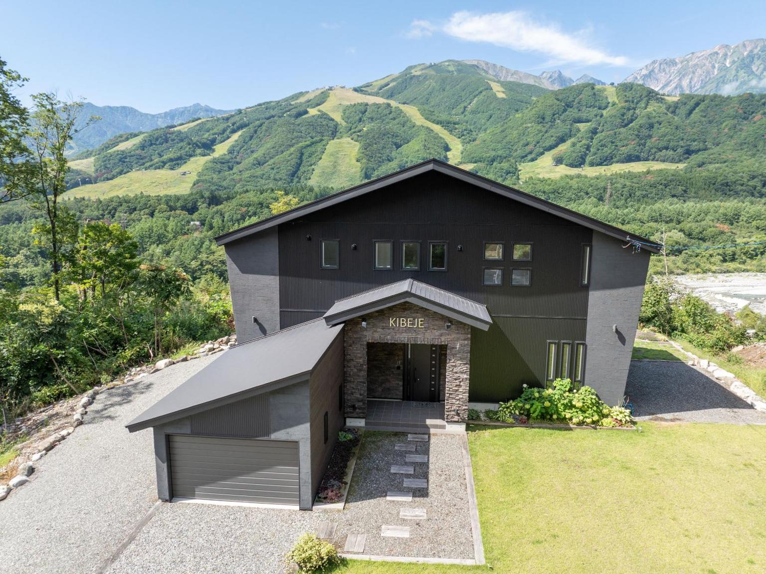 KIBEJE Hakuba by JAMSZ ROYALE
