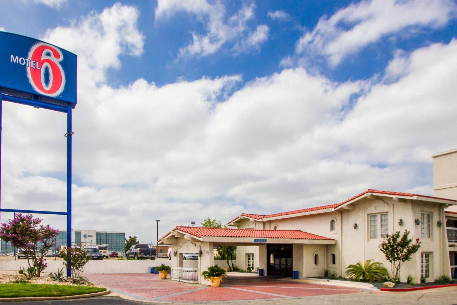 Motel 6 Austin Midtown