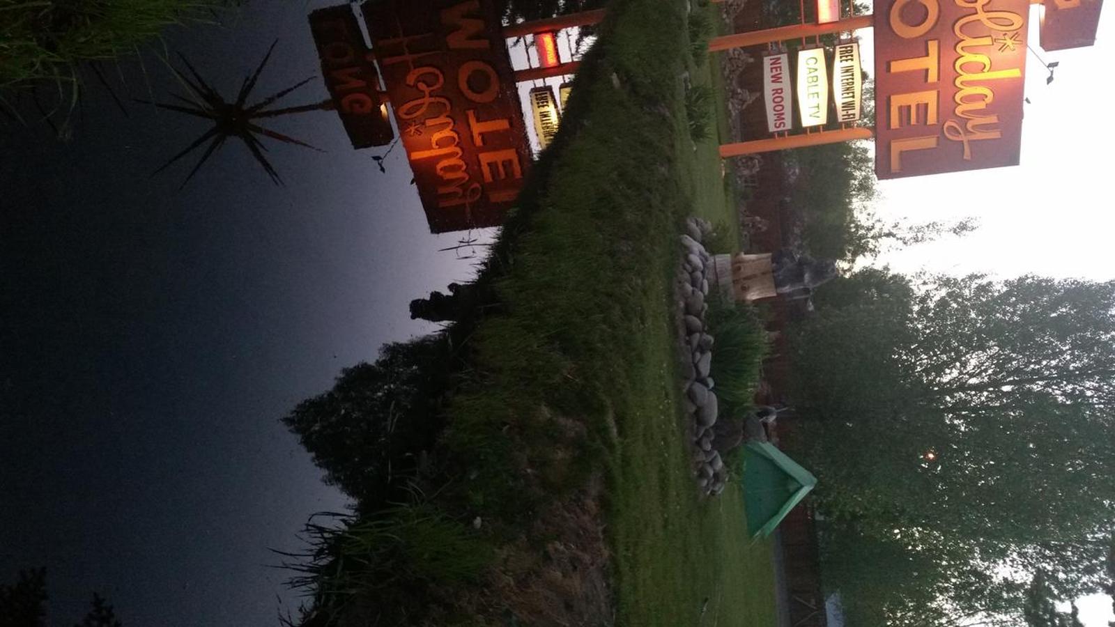 Long Holiday Motel Main image 1