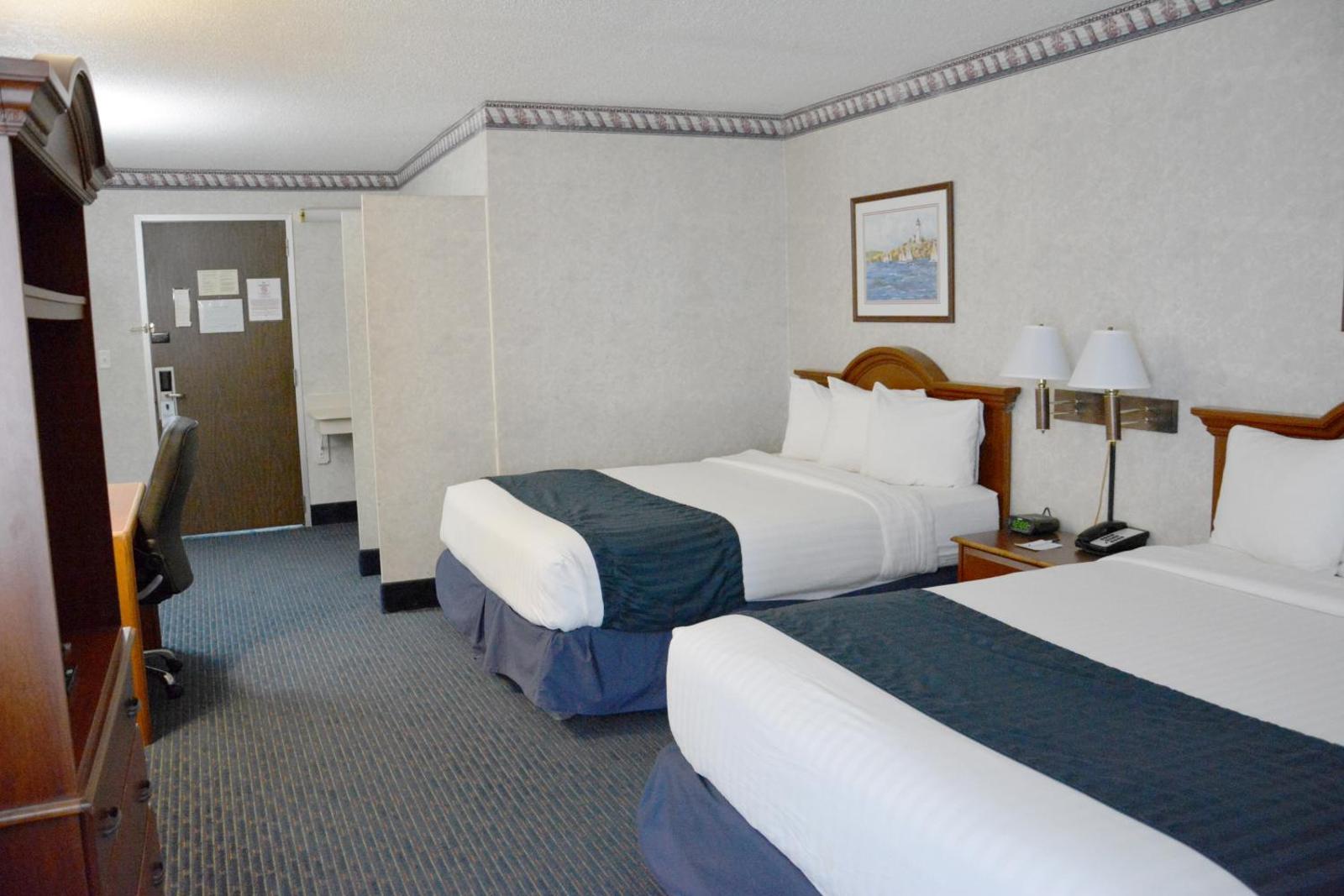 Travelodge by Wyndham Milwaukee Main image 2