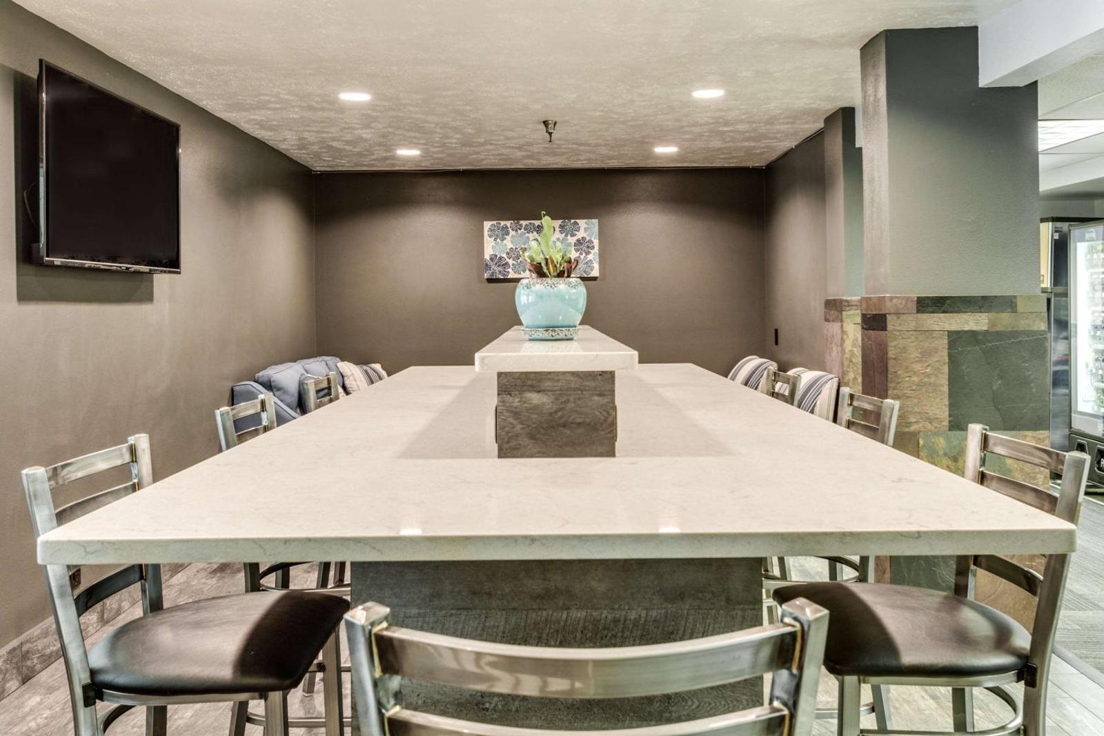 SureStay Plus Hotel by Best Western Post Falls Main image 2