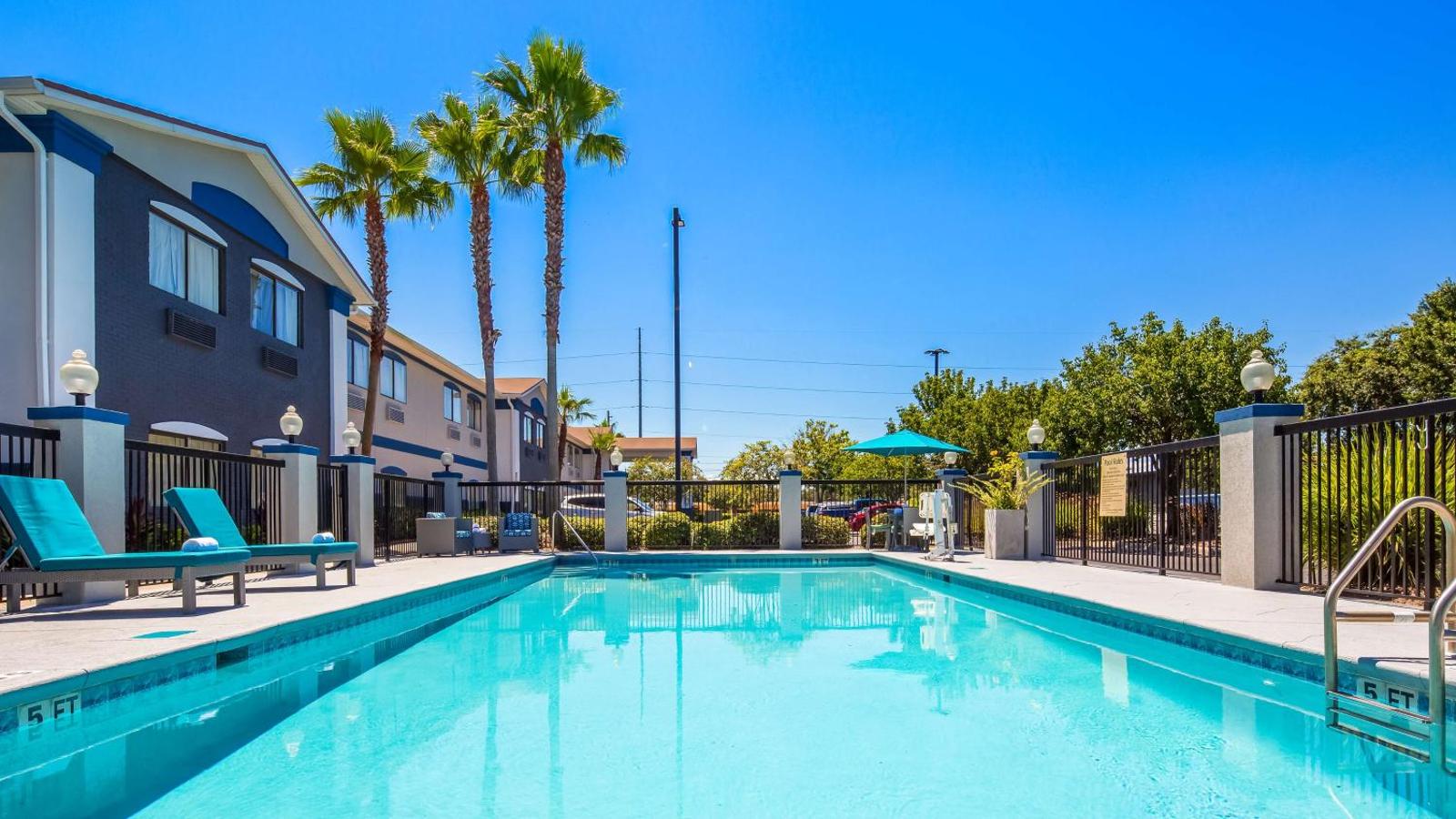 Best Western Mayport Inn and Suites Main image 2