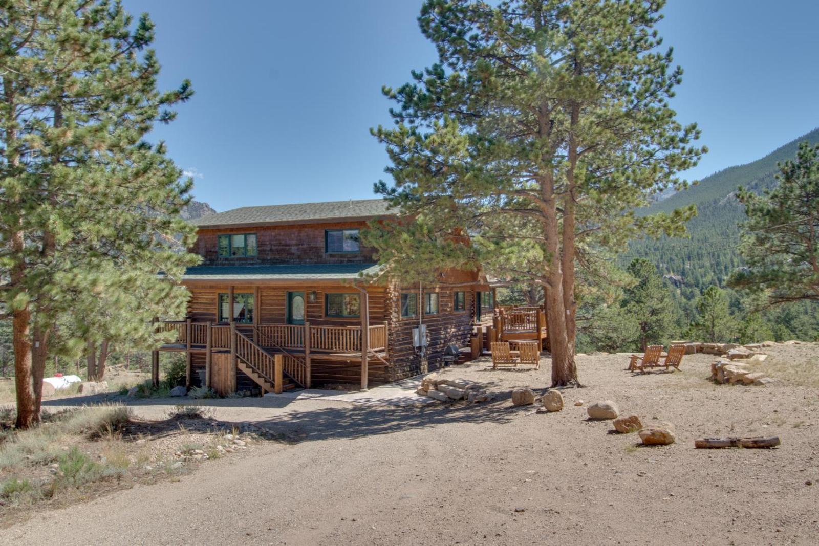 Eagle Crest Main image 1