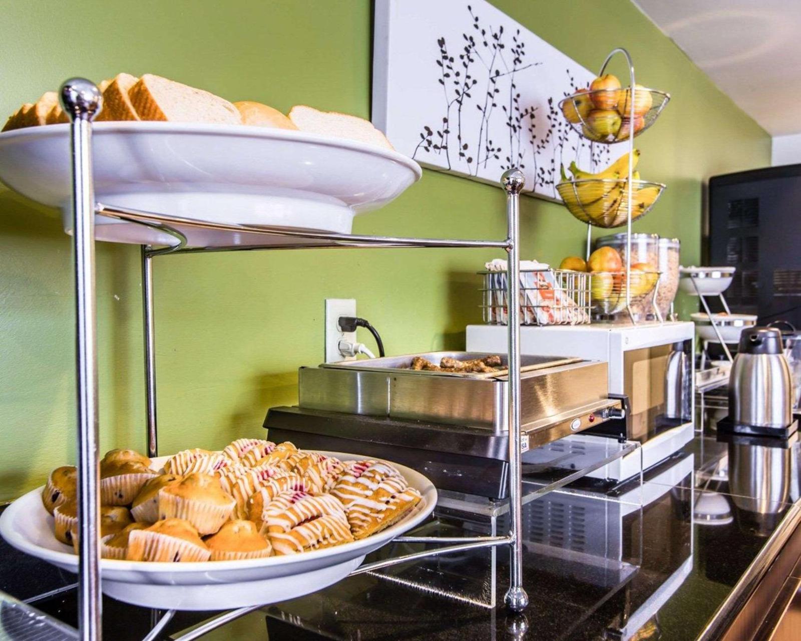 Popular attractions Area Nearby Property