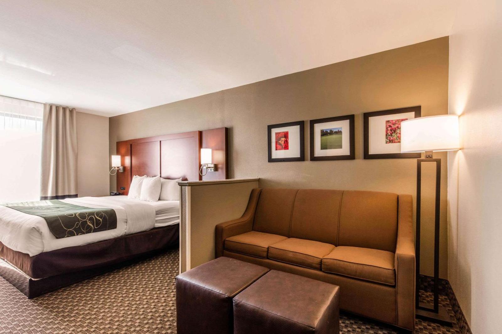 Popular attractions Area Nearby Property