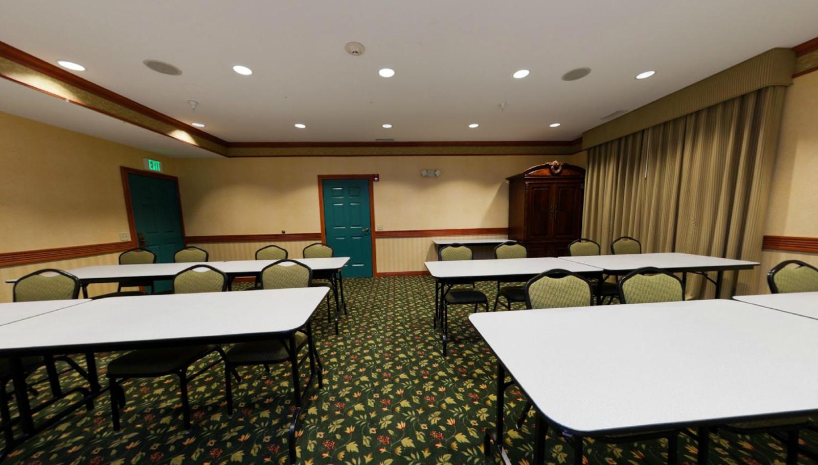 Room image 6