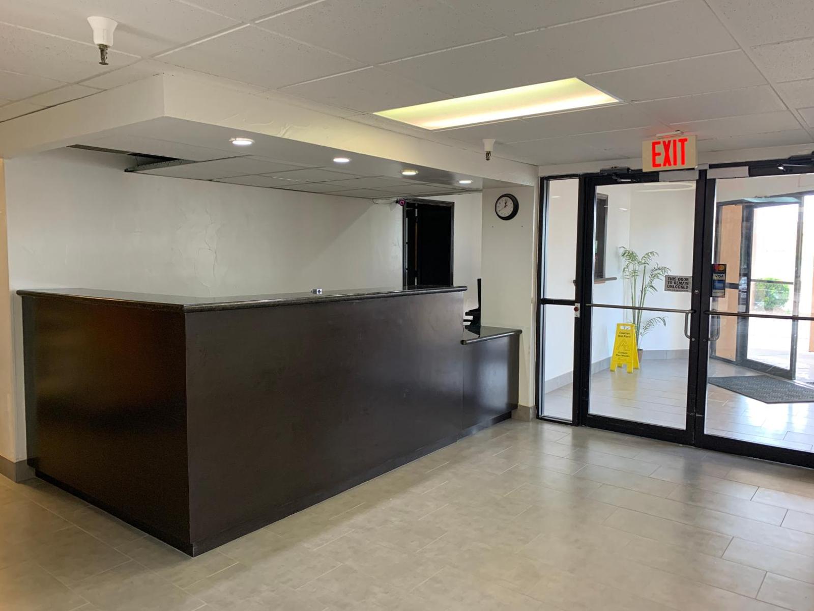 Motel 6-Lewisville TX - Medical City Main image 2
