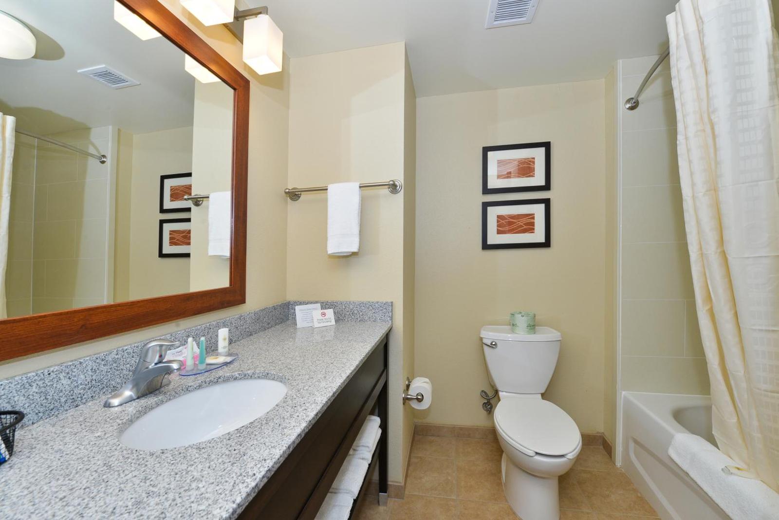 Popular attractions Area Nearby Property