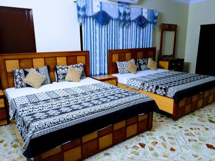 Galaxy Inn Karachi Guest House