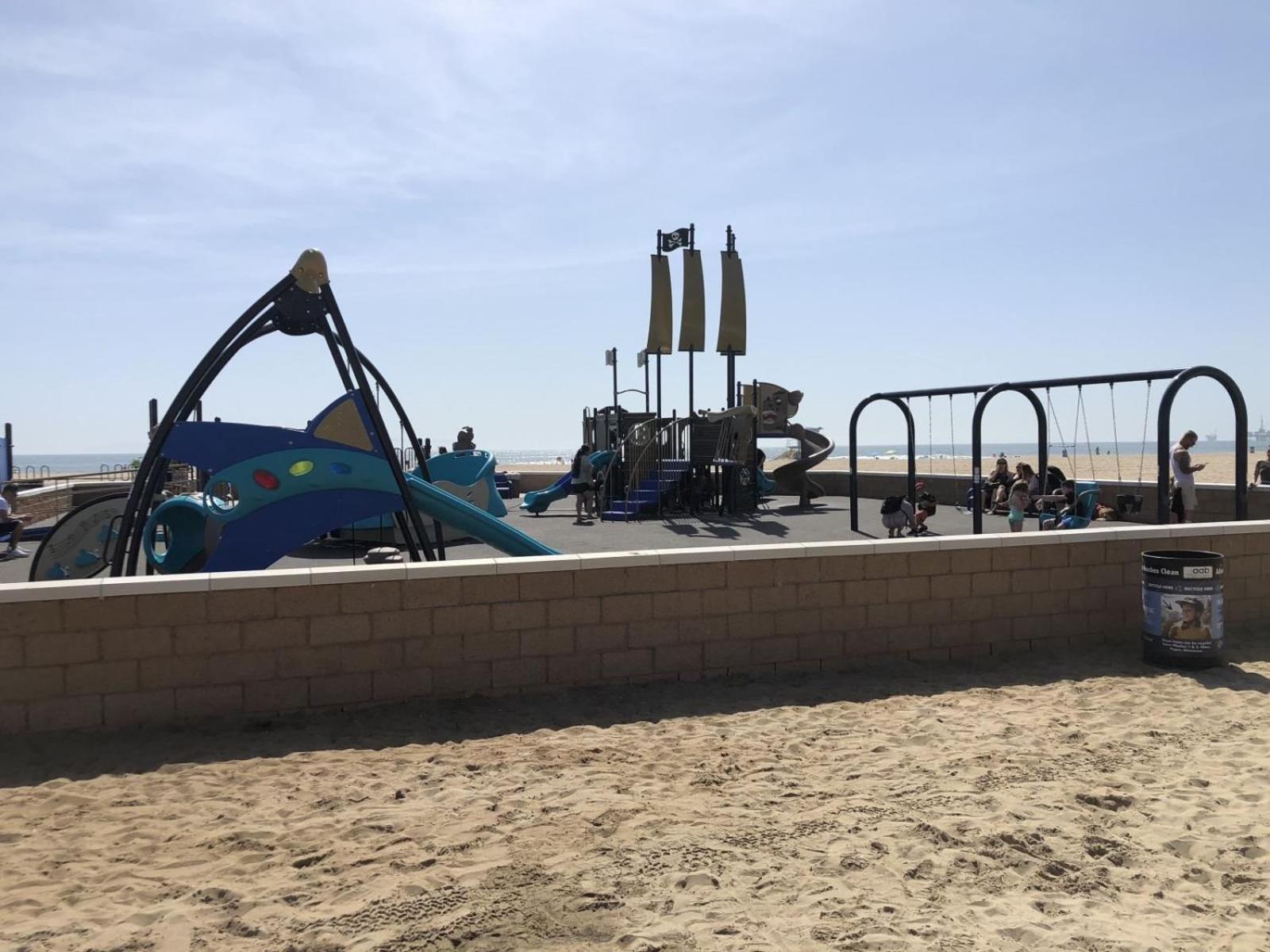 256 Americana Main image 1