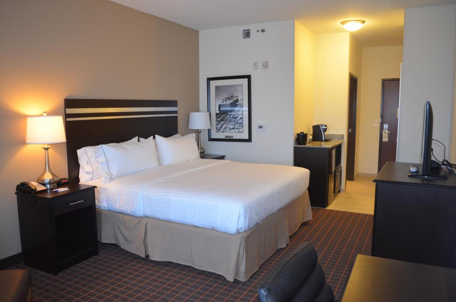 Holiday Inn Express & Suites Golden an IHG Hotel Main image 1