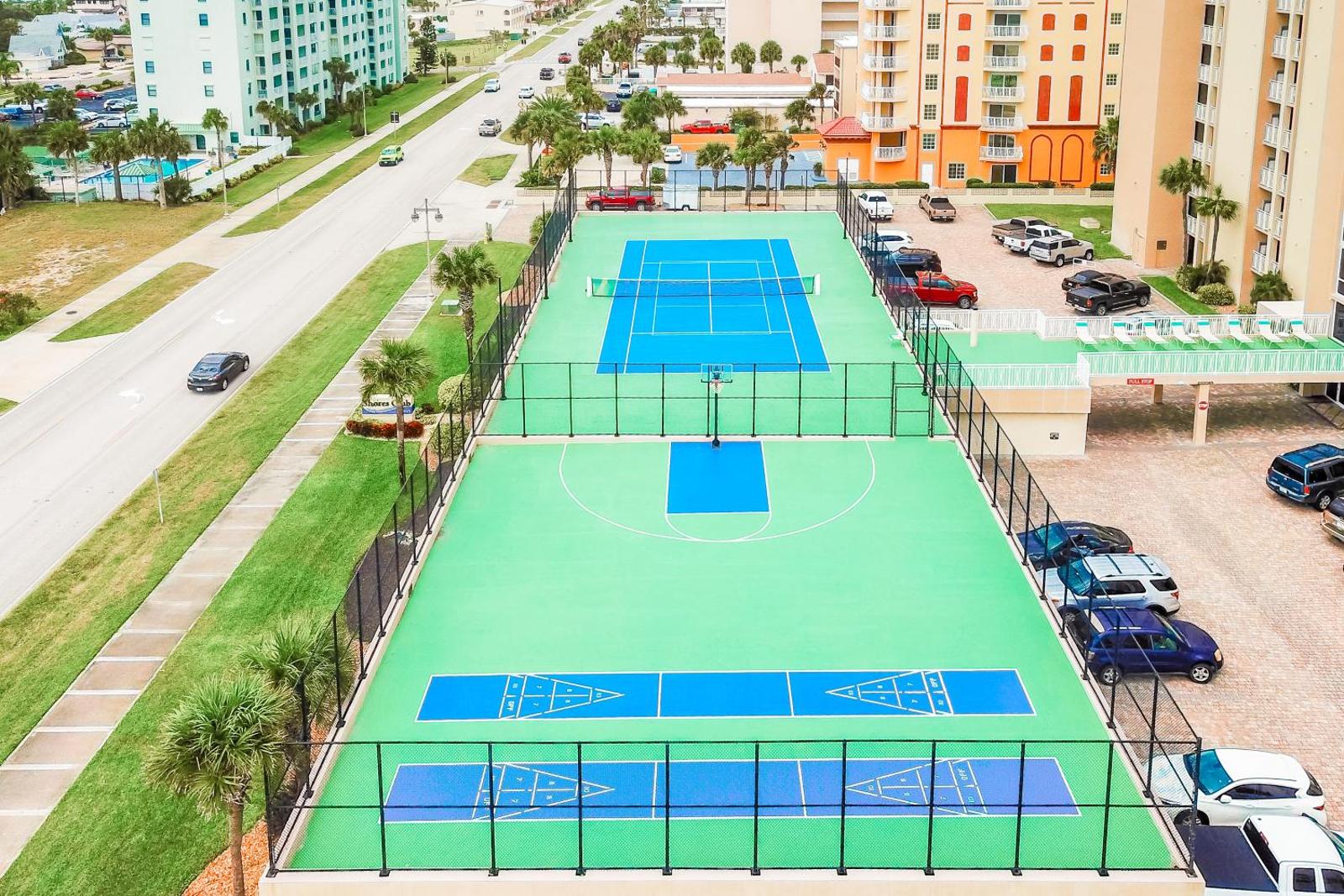 Popular attractions Area Nearby Property