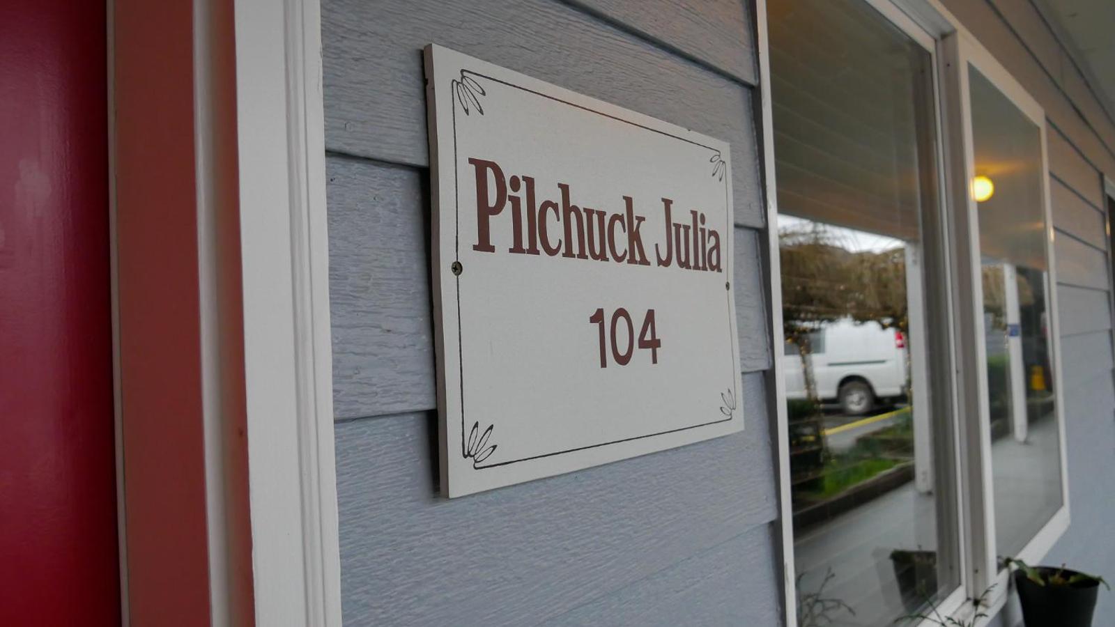 Popular attractions Area Nearby Property
