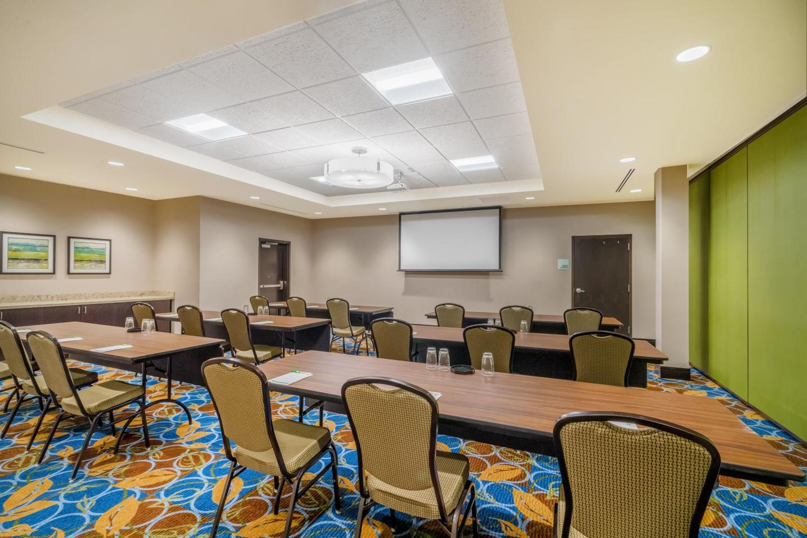 Holiday Inn - Terre Haute an IHG Hotel Main image 2