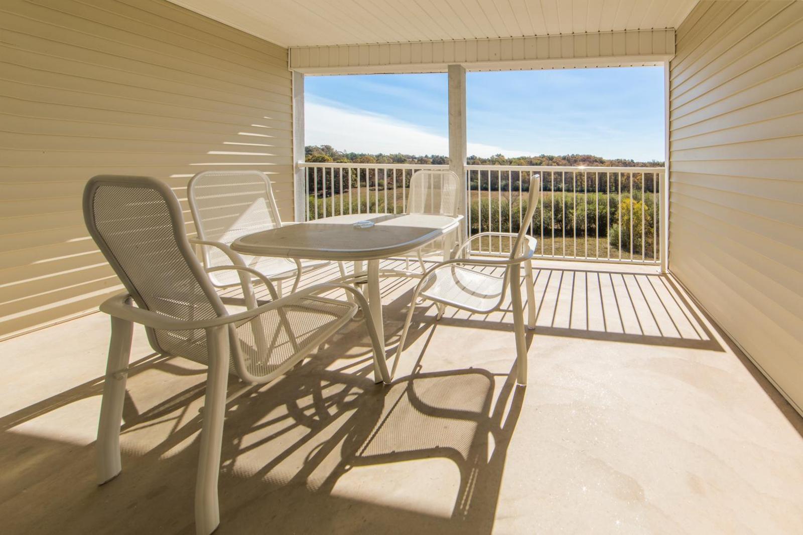 Popular attractions Area Nearby Property