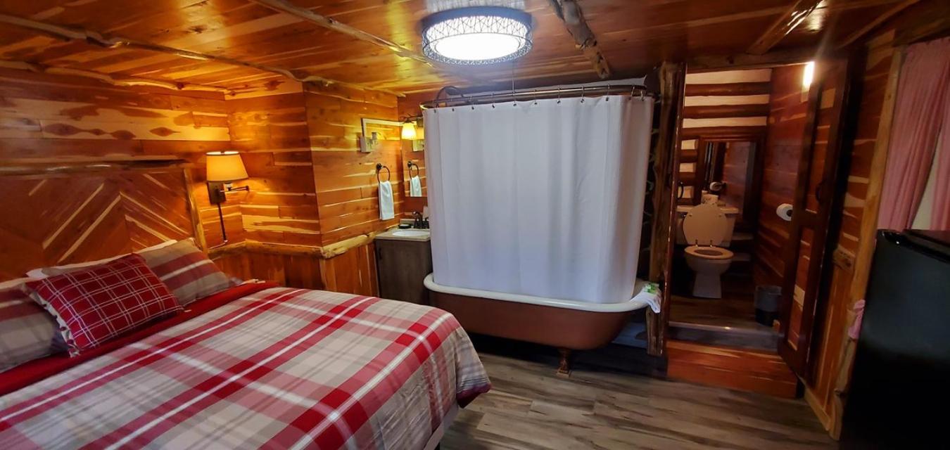 Popular attractions Area Nearby Property