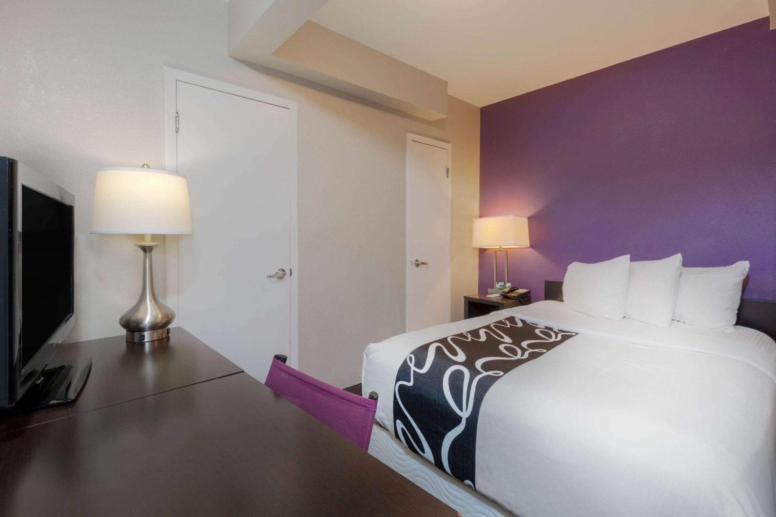Room image 2