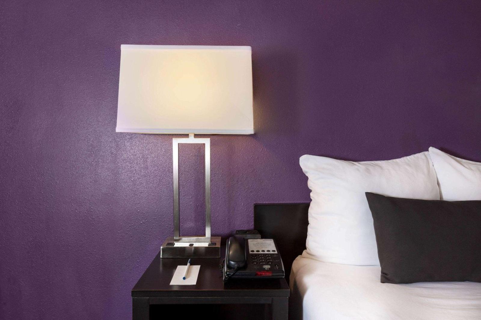 Room image 5