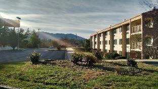 Ramada by Wyndham Asheville Southeast