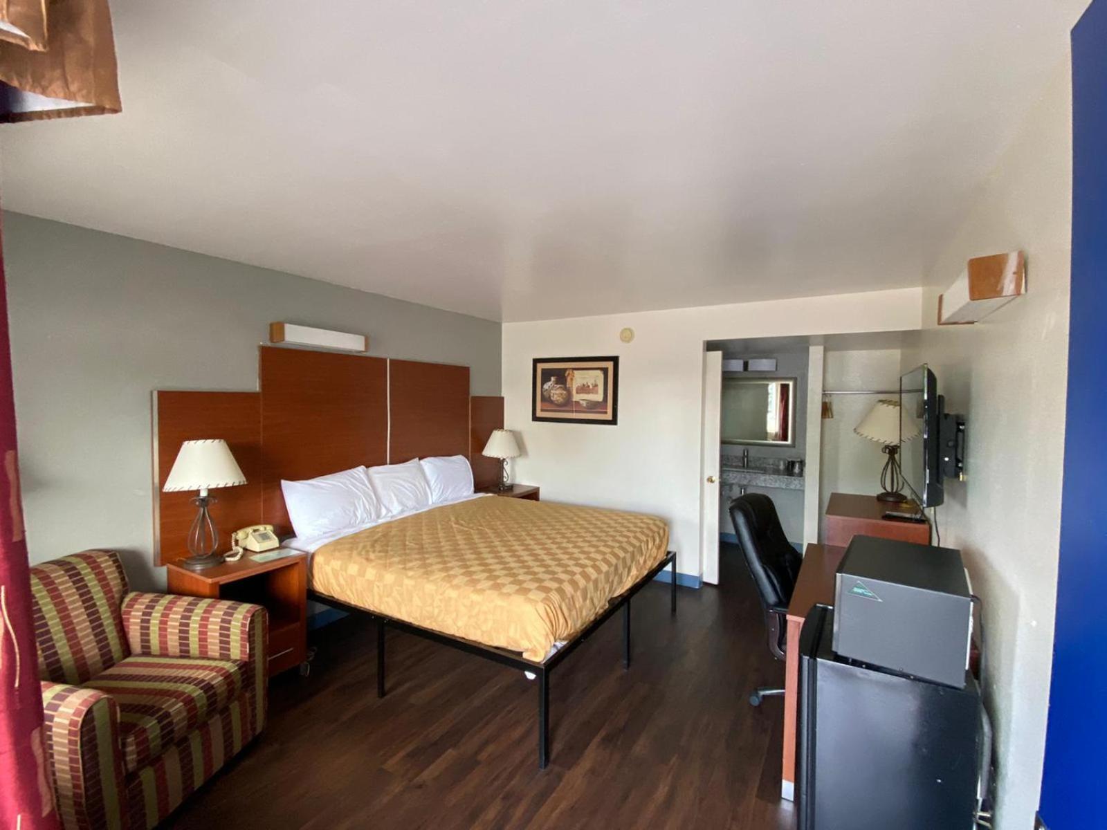 Popular attractions Area Nearby Property