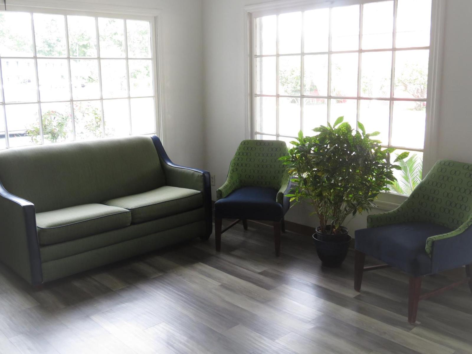 Popular attractions Area Nearby Property