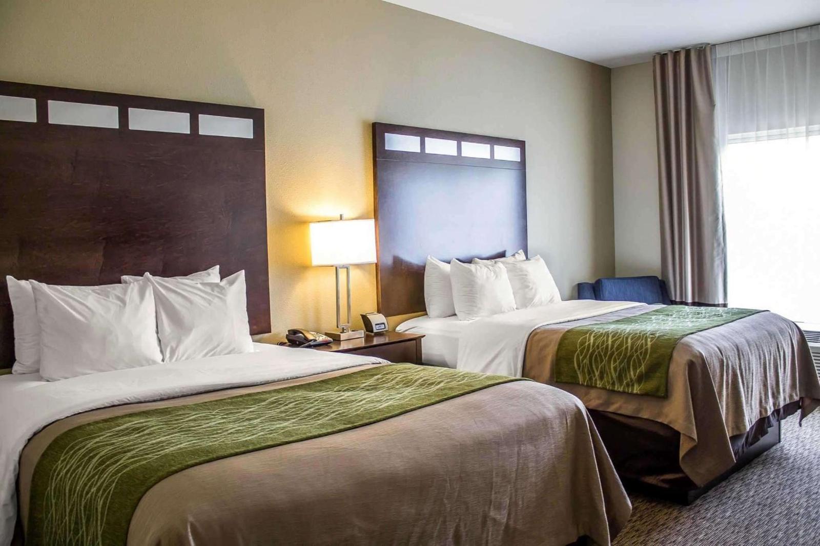 Comfort Inn Saint Clairsville Main image 1