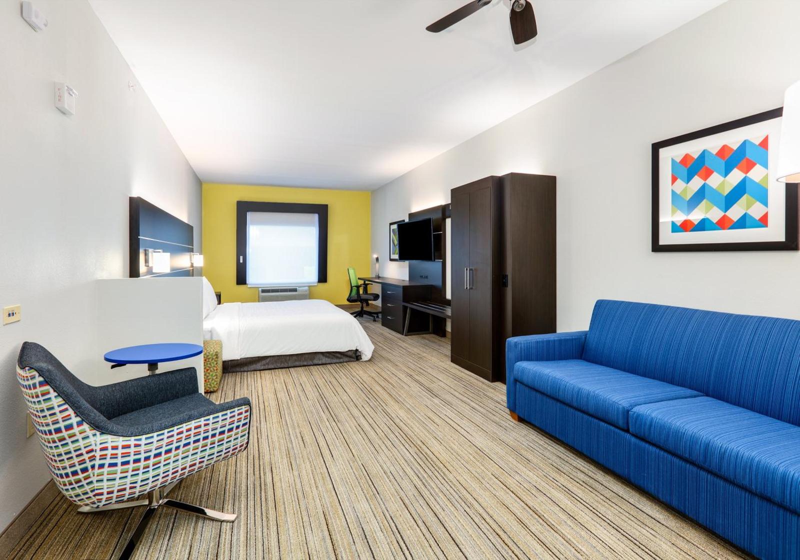 Holiday Inn Express Hotel & Suites Cleburne an IHG Hotel Main image 1
