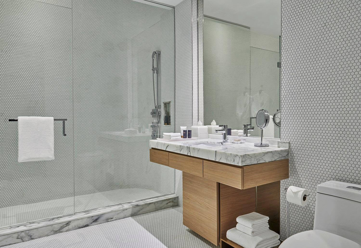 SLS LUX Brickell Main image 1