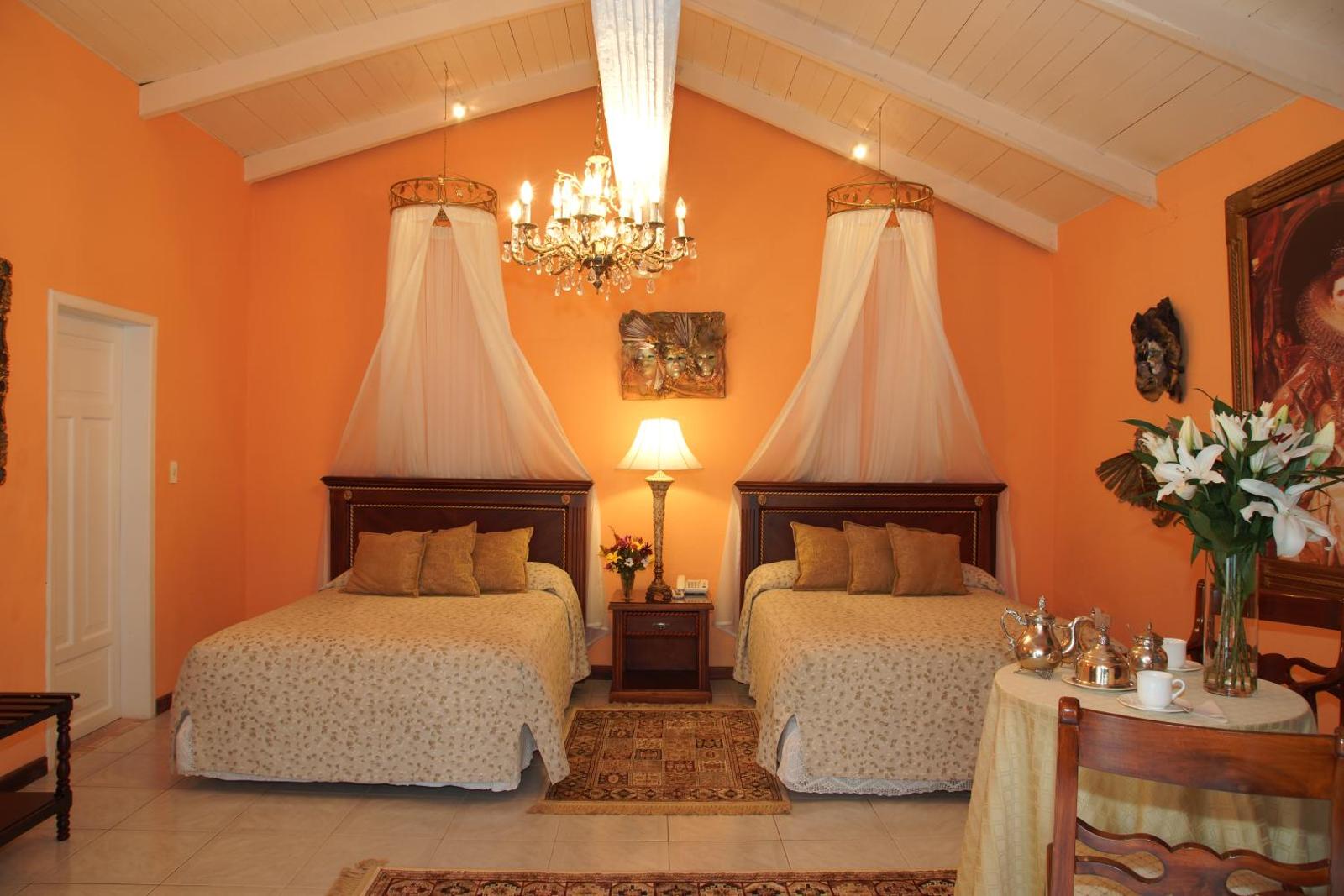 Queen Suite