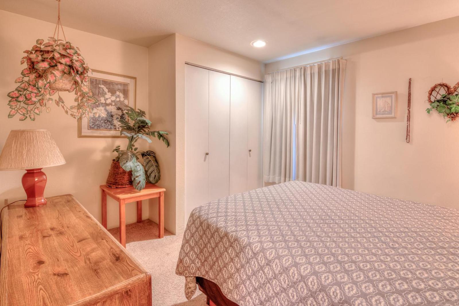 Dock of the Bay 305 Main image 1