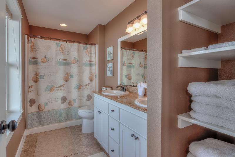 Surfer's View Main image 1