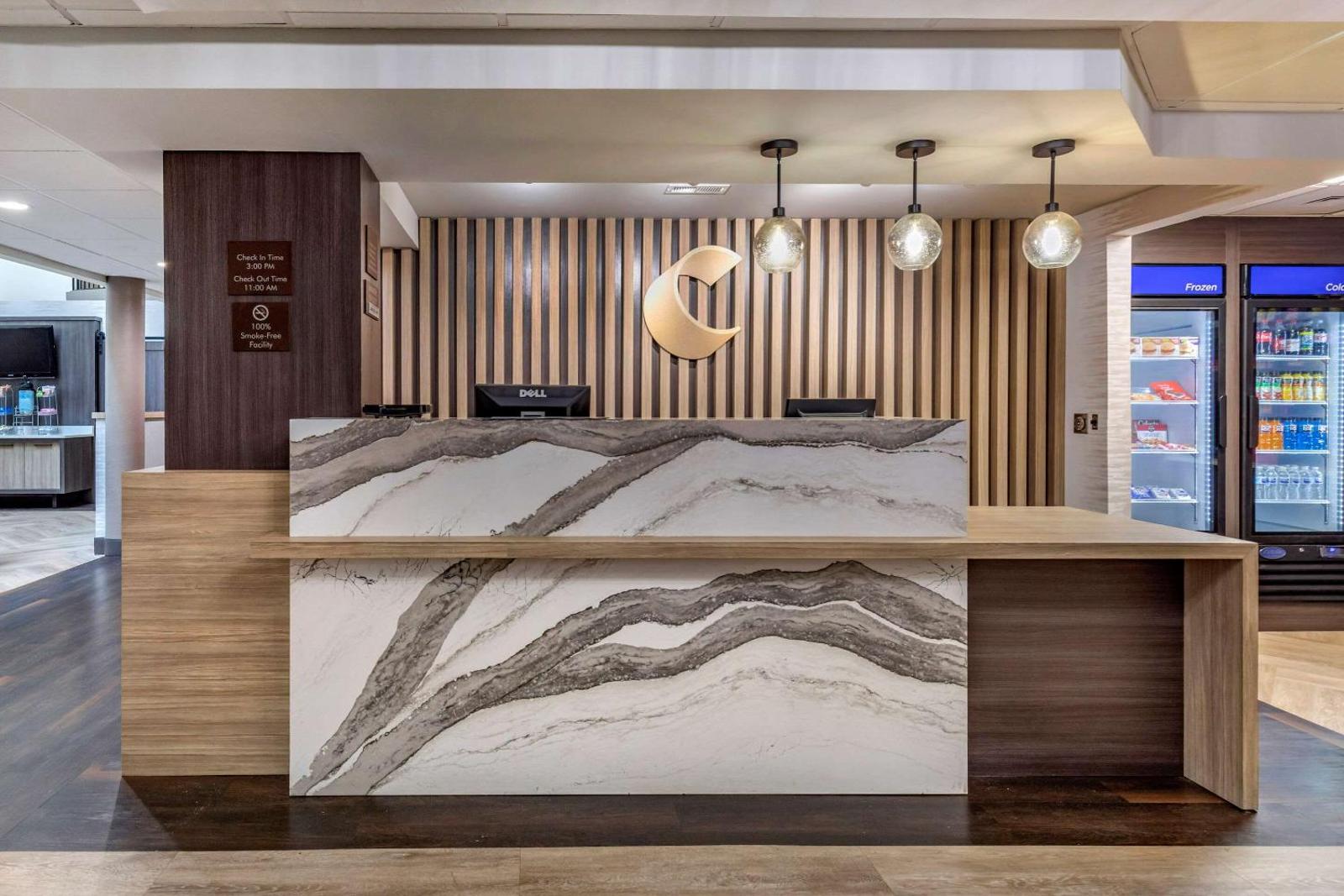 Comfort Suites Anderson-Clemson Main image 1