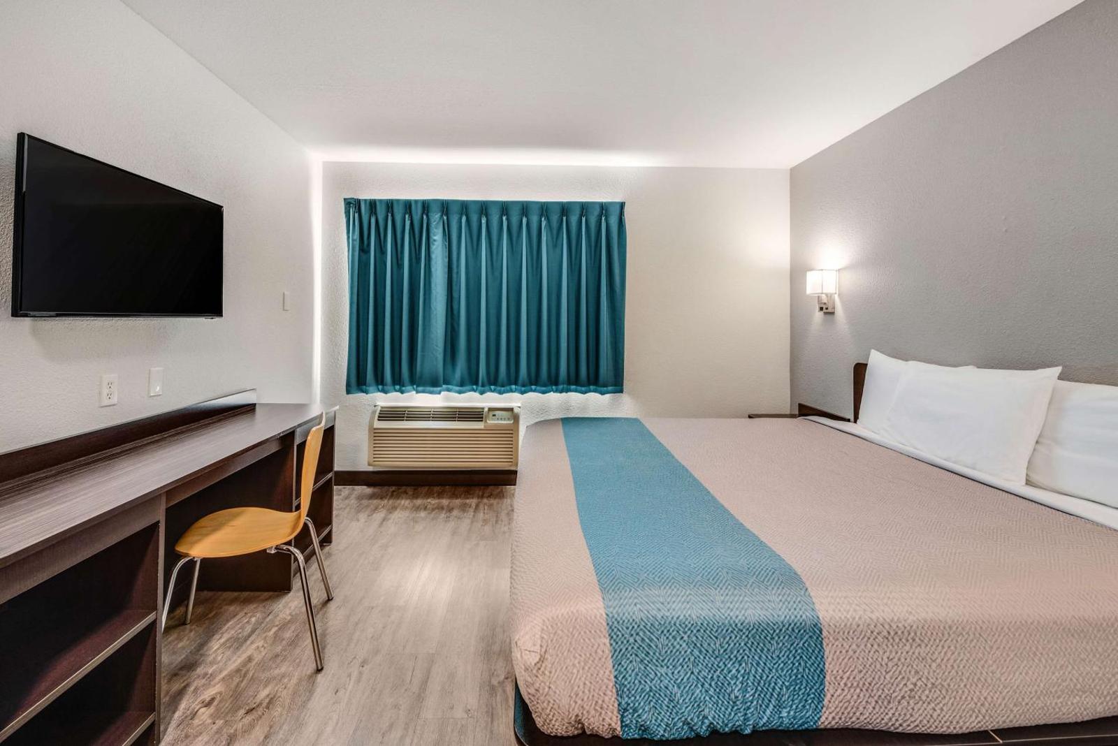 Motel 6-Fort Wayne IN Main image 2